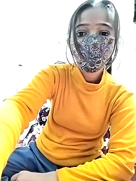 Snapshot of Cute-Ridhima chatting on February 16, 3:57 am Cute-Ridhima online show from February 16, 3:57 am