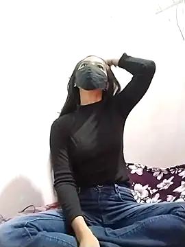 Snapshot of Cute-Ridhima chatting on February 21, 3:40 am Cute-Ridhima online show from February 21, 3:40 am