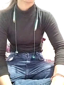 Snapshot of Cute-Ridhima chatting on February 23, 3:59 am Cute-Ridhima online show from February 23, 3:59 am