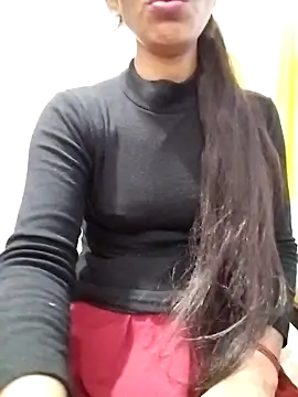 Snapshot of Cute-Ridhima chatting on March 26, 4:18 am Cute-Ridhima online show from March 26, 4:18 am