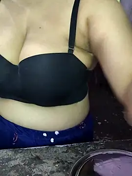 Snapshot of Dr_Kamsutra chatting on March 18, 8:03 am Dr Kamsutra online show from March 18, 8:03 am