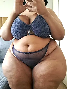 thicktash online show from July 24, 7:50 am