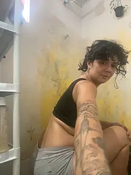 Snapshot of magalunabb chatting on January 18, 3:38 pm magalunabb online show from January 18, 3:38 pm