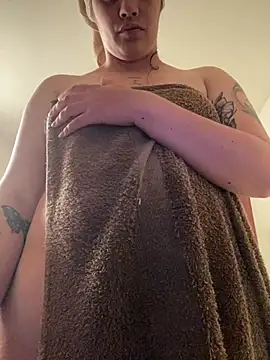 Miss oliviaa online show from February 18, 6:48 pm