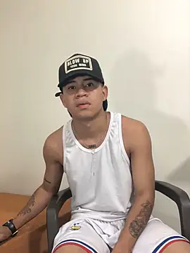 logannth online show from February 13, 5:03 am