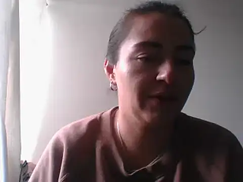  karlie kloss  online show from December 9, 6:03 pm