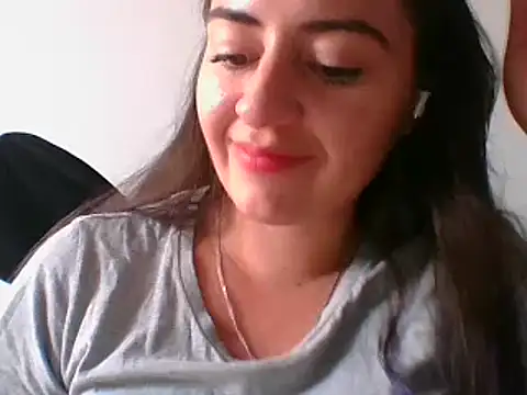  karlie kloss  online show from January 28, 9:08 pm