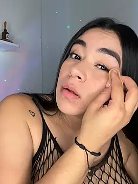 kristynmassey online show from February 27, 8:31 pm