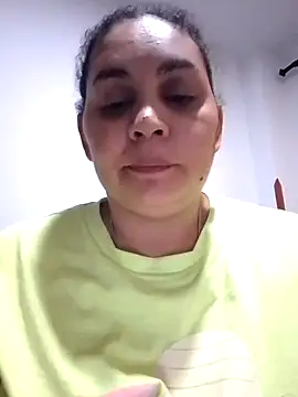 MirandaSoto online show from February 11, 12:05 pm