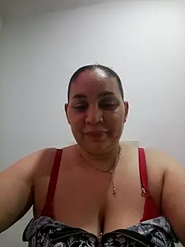 MirandaSoto online show from May 6, 3:57 am