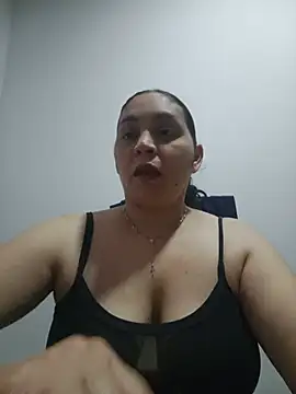 MirandaSoto online show from May 16, 4:20 am