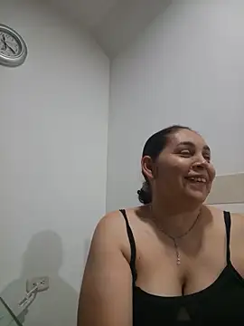 MirandaSoto online show from May 27, 4:20 am