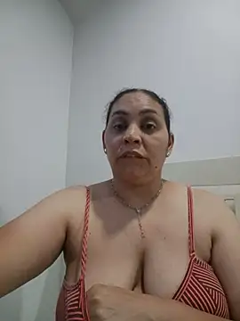 MirandaSoto online show from June 4, 3:01 am