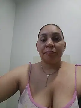 MirandaSoto online show from June 15, 5:20 am