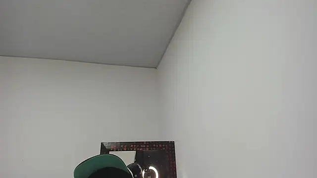 Karljensen33 online show from February 26, 3:19 pm