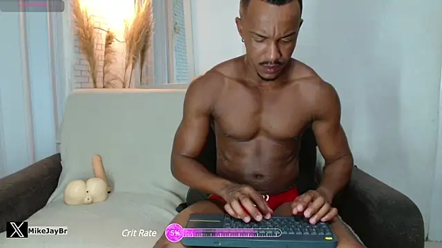 Snapshot of mikejaybra chatting on February 5, 3:20 pm mikejaybra online show from February 5, 3:20 pm