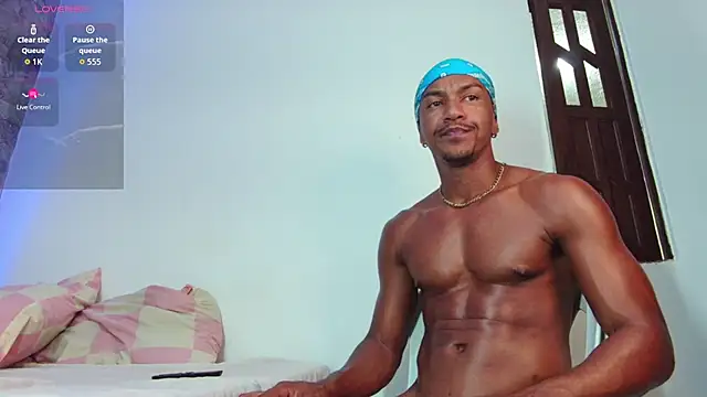 Snapshot of mikejaybra chatting on September 12, 10:10 pm mikejaybra online show from September 12, 10:10 pm