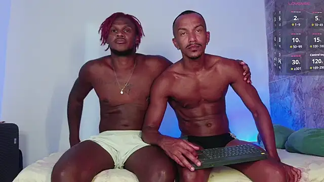 Snapshot of mikejaybra chatting on November 14, 5:39 am mikejaybra online show from November 14, 5:39 am