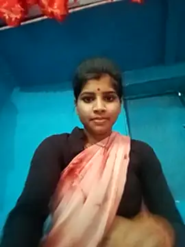 Snapshot of Nisha_Cute chatting on May 9, 3:01 am Nisha Cute online show from May 9, 3:01 am