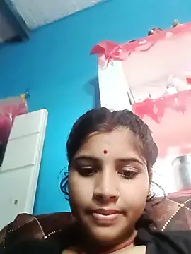 Snapshot of Nisha_Cute chatting on June 12, 2:21 am Nisha Cute online show from June 12, 2:21 am
