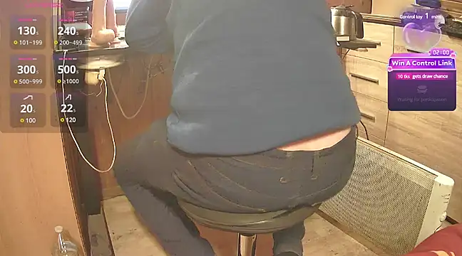 Snapshot of misteryman1956 chatting on February 28, 6:31 pm misteryman1956 online show from February 28, 6:31 pm