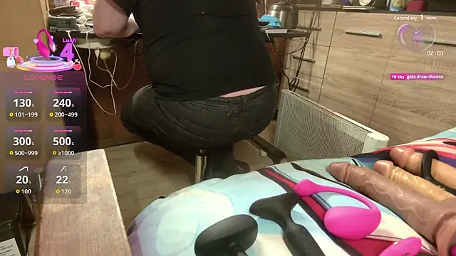 misteryman1956 online show from November 4, 9:58 pm