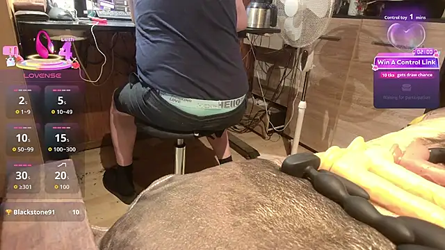 misteryman1956 online show from July 5, 5:20 pm