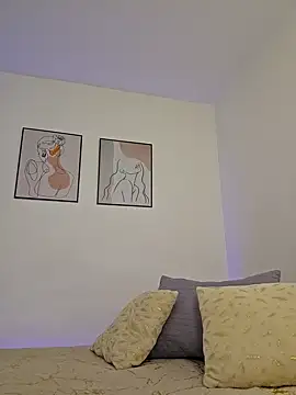 Snapshot of VictoriaEvaans_ chatting on December 22, 6:15 pm VictoriaEvaans online show from December 22, 6:15 pm