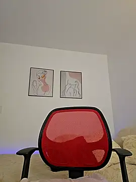 Snapshot of VictoriaEvaans_ chatting on February 16, 5:04 pm VictoriaEvaans online show from February 16, 5:04 pm