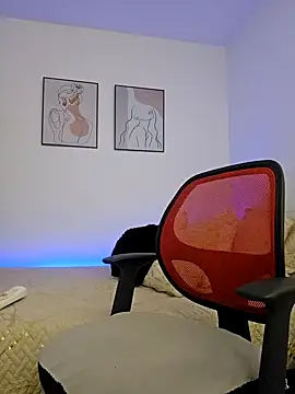 Snapshot of VictoriaEvaans_ chatting on March 1, 10:10 pm VictoriaEvaans online show from March 1, 10:10 pm