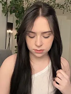  SweetCandyy online show from February 14, 8:15 pm