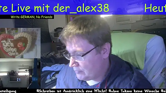 Snapshot of der_alex38 chatting on March 17, 7:15 pm der alex38 online show from March 17, 7:15 pm
