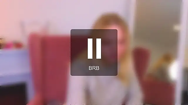 Snapshot of MirraBellanta chatting on February 2, 3:54 am MirraBellanta online show from February 2, 3:54 am
