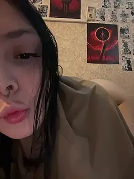 Snapshot of Pepe-pupu chatting on December 23, 6:05 pm Pepe-pupu online show from December 23, 6:05 pm