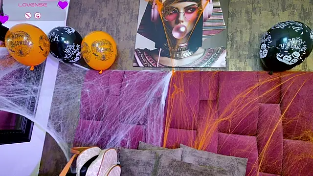 Snapshot of nicole__parker1 chatting on October 25, 6:46 pm nicole parker1 online show from October 25, 6:46 pm