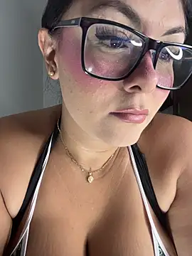 Snapshot of linatarens chatting on November 11, 6:35 am linatarens online show from November 11, 6:35 am