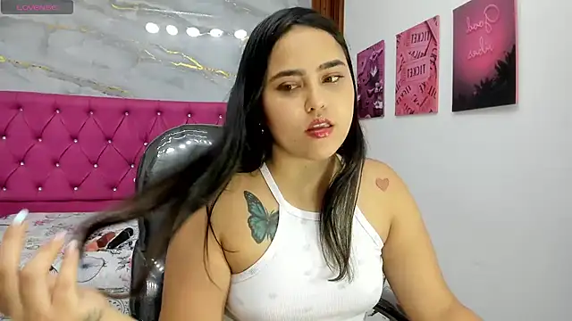 Snapshot of Helen_russo chatting on June 25, 9:08 pm Helen russo online show from June 25, 9:08 pm