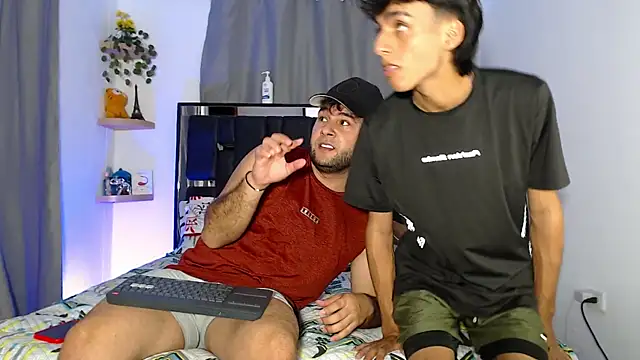 Snapshot of Valerio_22 chatting on March 9, 12:58 am Valerio 22 online show from March 9, 12:58 am