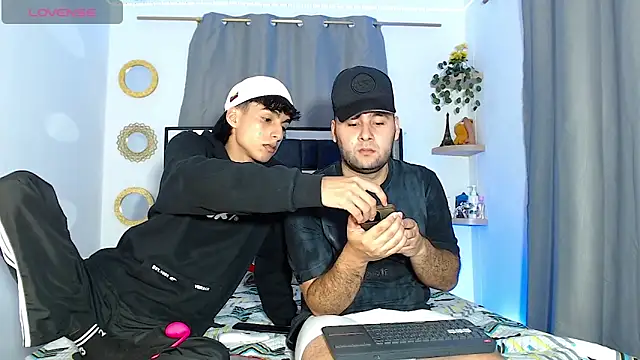 Snapshot of Valerio_22 chatting on March 14, 1:23 am Valerio 22 online show from March 14, 1:23 am