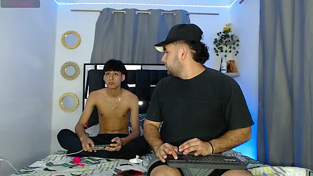 Snapshot of Valerio_22 chatting on March 14, 10:04 pm Valerio 22 online show from March 14, 10:04 pm