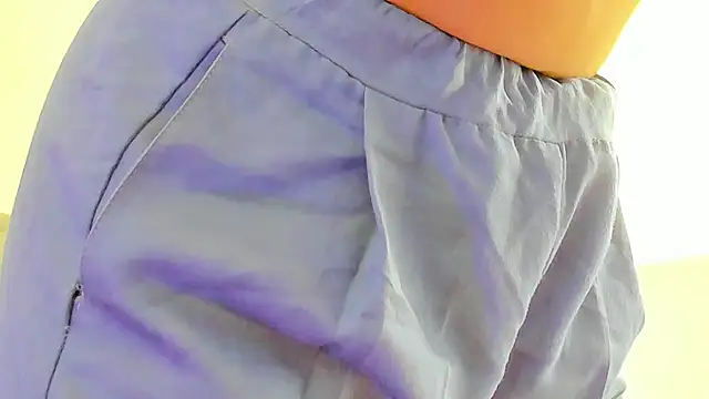 Snapshot of Nami_sunny chatting on December 16, 7:08 pm Nami sunny online show from December 16, 7:08 pm