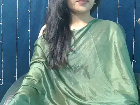 Yashi online show from November 4, 1:32 pm