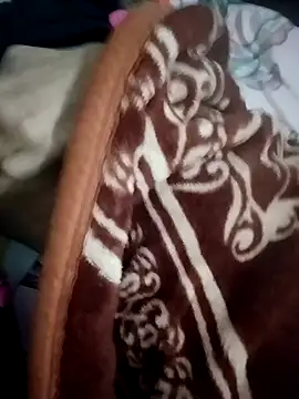 zoya khan25 online show from December 5, 3:28 pm