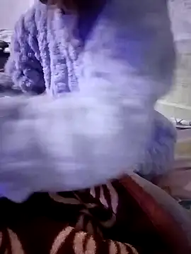 zoya khan25 online show from December 30, 3:46 pm