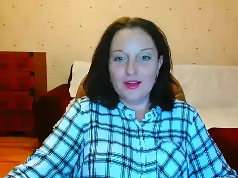 Alice3694 online show from January 13, 1:39 pm