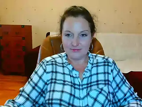 Alice3694 online show from January 16, 1:36 pm