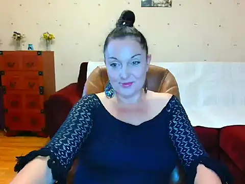 Alice3694 online show from September 21, 4:14 am