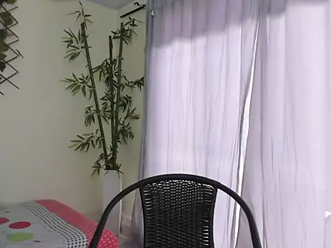 ASIAM BRUNET online show from October 23, 6:17 pm