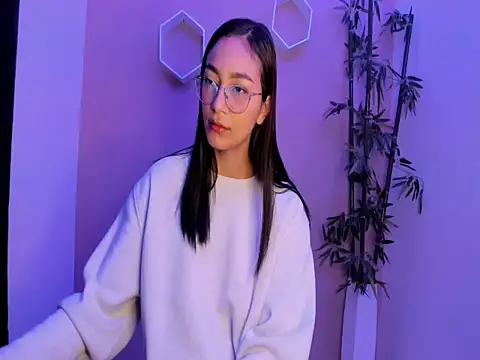 ASIAM BRUNET online show from February 11, 11:26 am