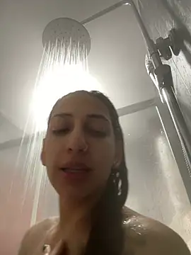 julialupato1606 online show from March 4, 12:33 pm